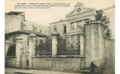 Le collège de jeunes filles de la rue Saint-Vincent à Alès