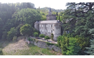 MISSION PATRIMOINE : Le Château du Cheylar d’Aujac (30)  et Le Château de Cambiaire à Saint-Etienne-Vallée- Française (48)