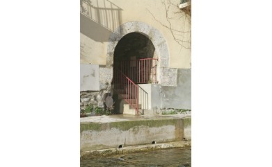 LE « PORTAIL DE PEYRI » ET LA « PORTE DE PIED DE VILLE »  À SUMÈNE (GARD) Par Thierry Ribaldone (texte et photos)